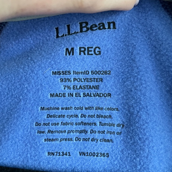 LL Bean LIKE NEW Zip-Up Hoodie - Picture 6 of 9